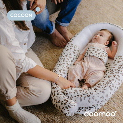 DOOMOO Doomoo Cocoon hnízdečko, Leopard Cream Leopard Cream