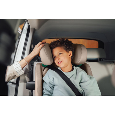 BRITAX Autosedačka Safefix, Deep Grey Deep Grey